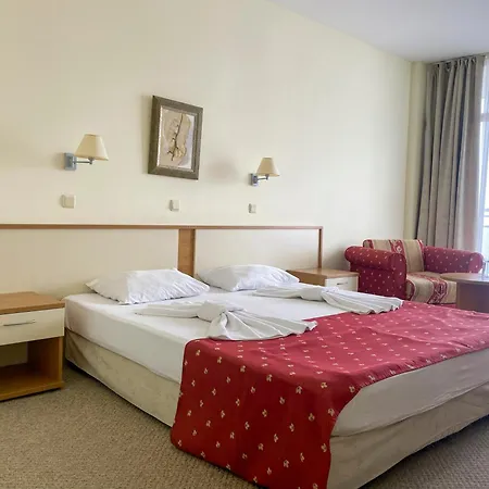 酒店 Stayflex By Helios - Kids Slide - Pools - Ac In The - Ev Station